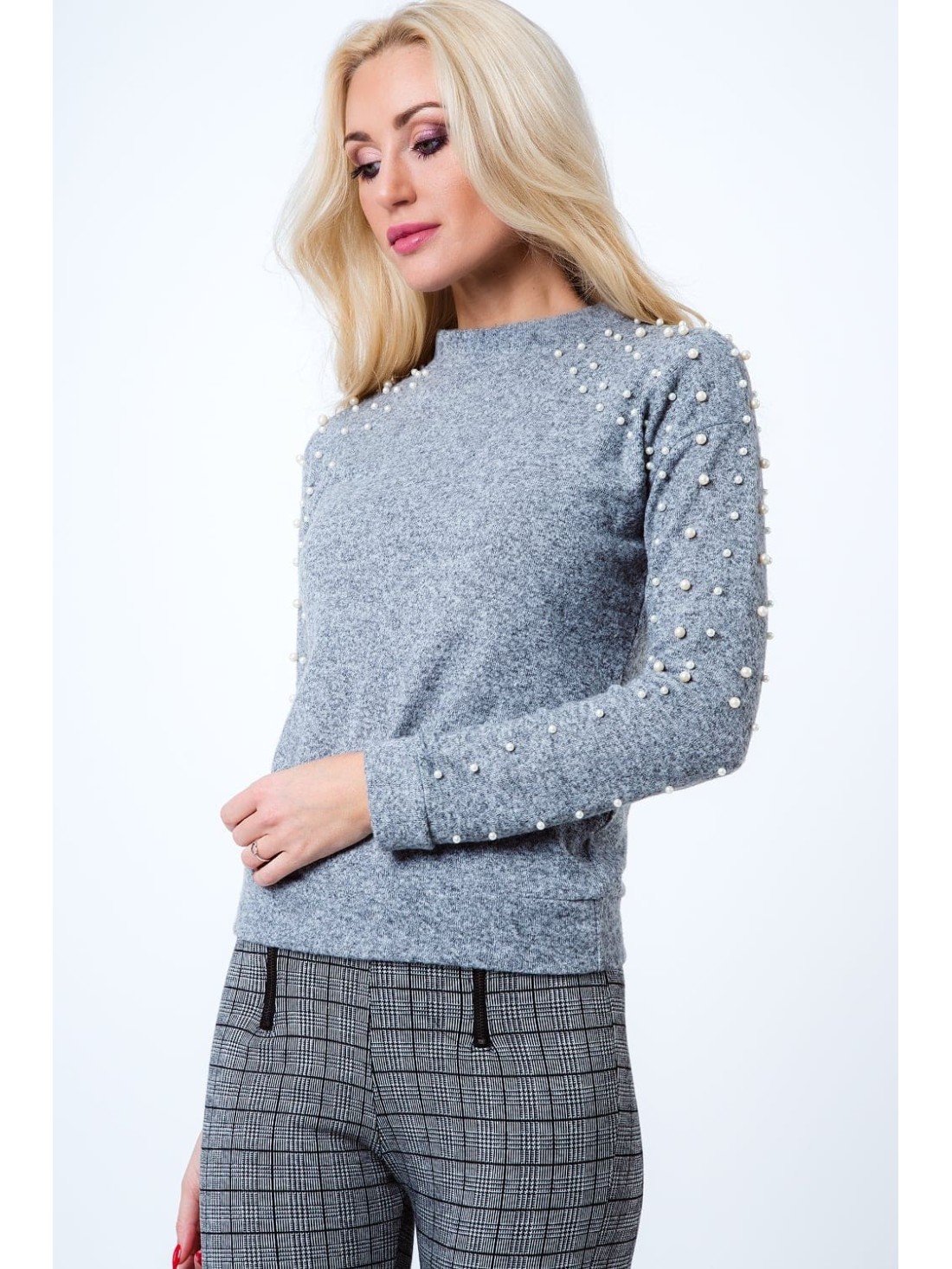 Turtleneck cu perle, gri deschis 1577 - Magazin online - Boutique